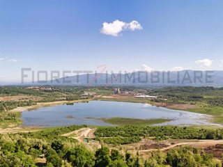 Trilocale in Vendita a Cavriglia, zona Castelnuovo Dei Sabbioni, 79'000&euro;, 55 m², arredato, con Box