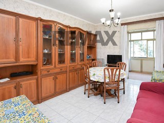Quadrilocale in Vendita a Catania, 79'000&euro;, 90 m²