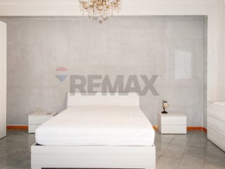 Quadrilocale in Vendita a Aci Sant'Antonio, 68'000&euro;, 104 m²