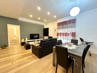 Trilocale in Vendita a Savona, 309'000&euro;, 118 m²