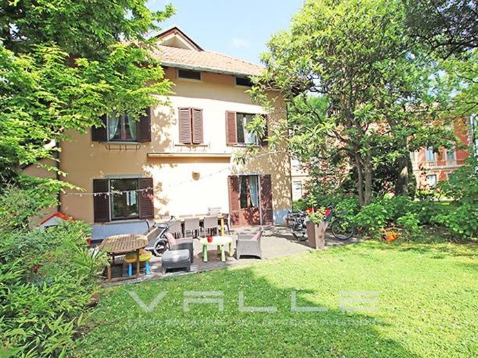 Appartamento in Vendita a Bergamo, 1'950'000&euro;, 360 m²