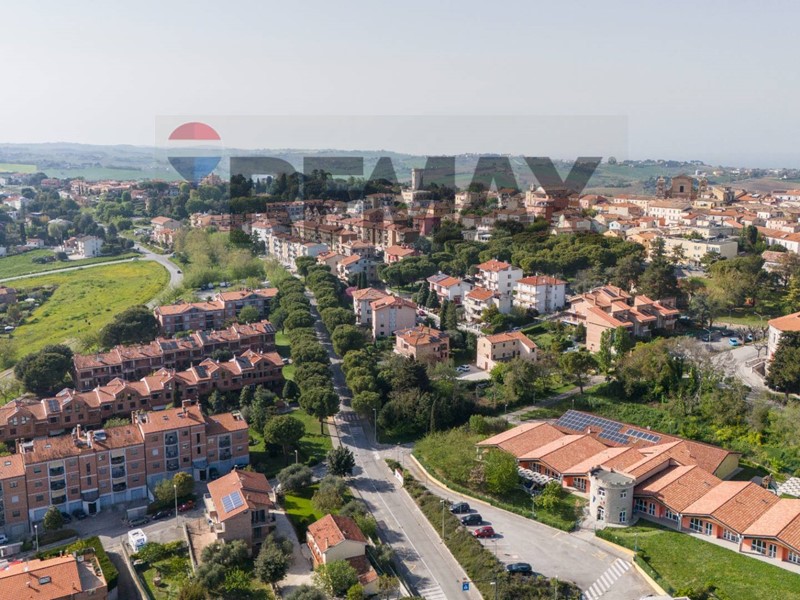 Appartamento in Vendita a Montemarciano, 230'000&euro;, 144 m²