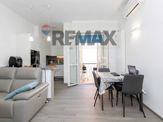 Bilocale in Vendita a Sesto San Giovanni, 210'000&euro;, 54 m²