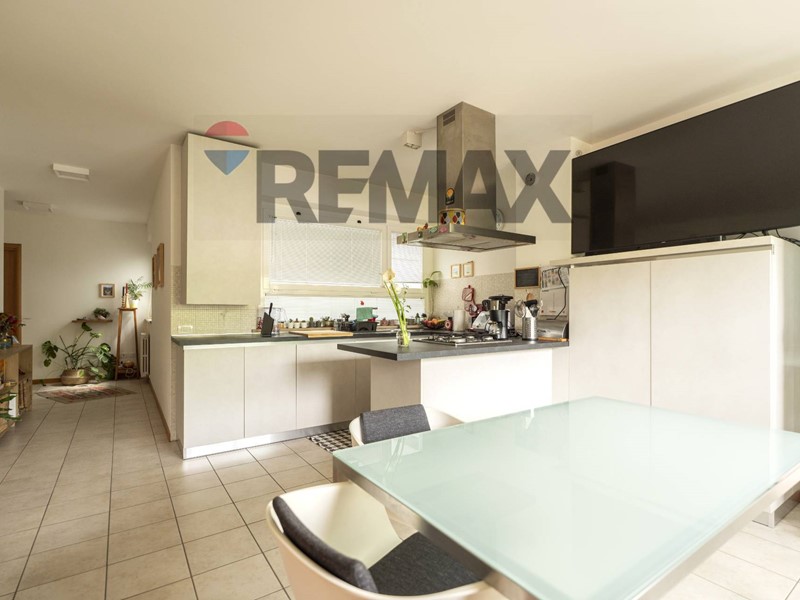 Trilocale in Vendita a Jesi, 138'000&euro;, 85 m²
