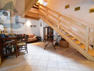 Appartamento in Vendita a Chiomonte, 129'000&euro;, 328 m²