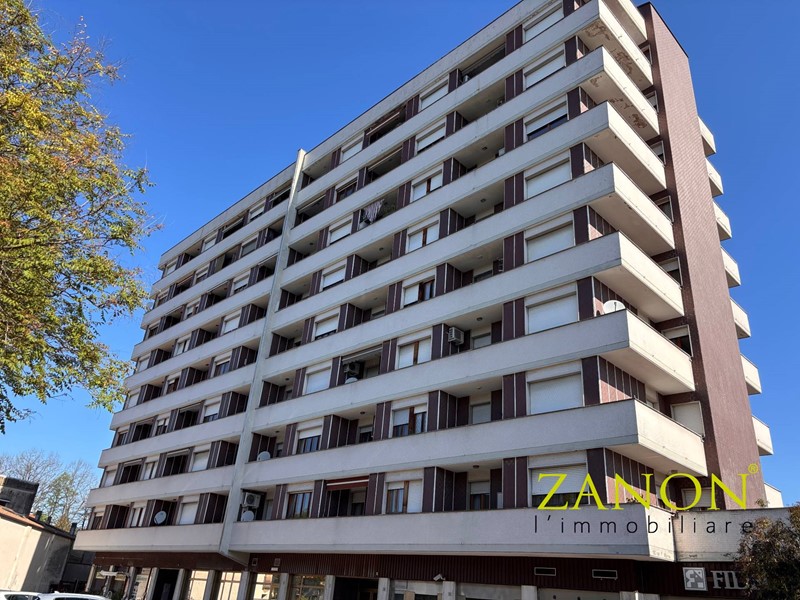 Appartamento in Vendita a Gorizia, 165'000&euro;, 148 m²