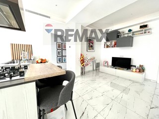 Trilocale in Vendita a Napoli, 299'000&euro;, 75 m²