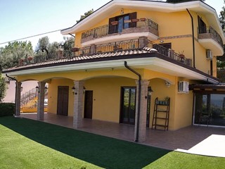 Quadrilocale in Affitto a Pescara, 920&euro;, 110 m²