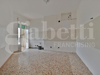 Quadrilocale in Vendita a Sanremo, 199'000&euro;, 100 m²
