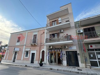 Trilocale in Vendita a Leporano, 89'000&euro;, 85 m²