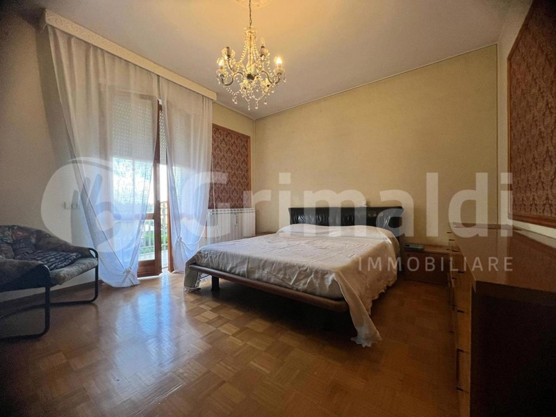 Appartamento in Vendita a Perugia, 230'000&euro;, 165 m²