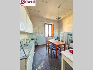 Appartamento in Vendita a Siena, 290'000&euro;, 148 m²