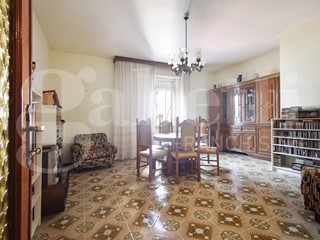 Quadrilocale in Vendita a Vasto, 95'000&euro;, 150 m²