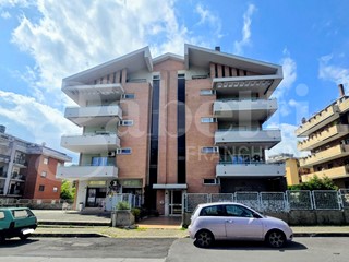 Quadrilocale in Vendita a Colleferro, 220'000&euro;, 130 m², con Box
