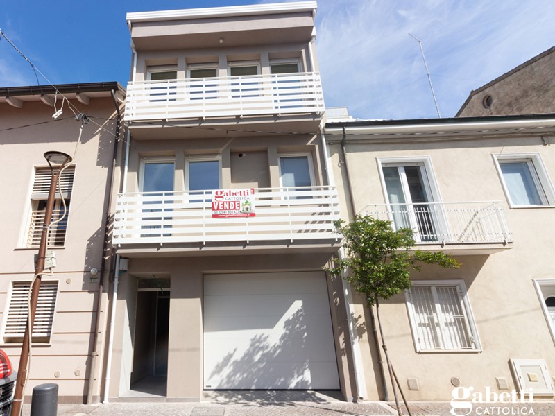 Trilocale in Vendita a Cattolica, 285'000&euro;, 70 m²