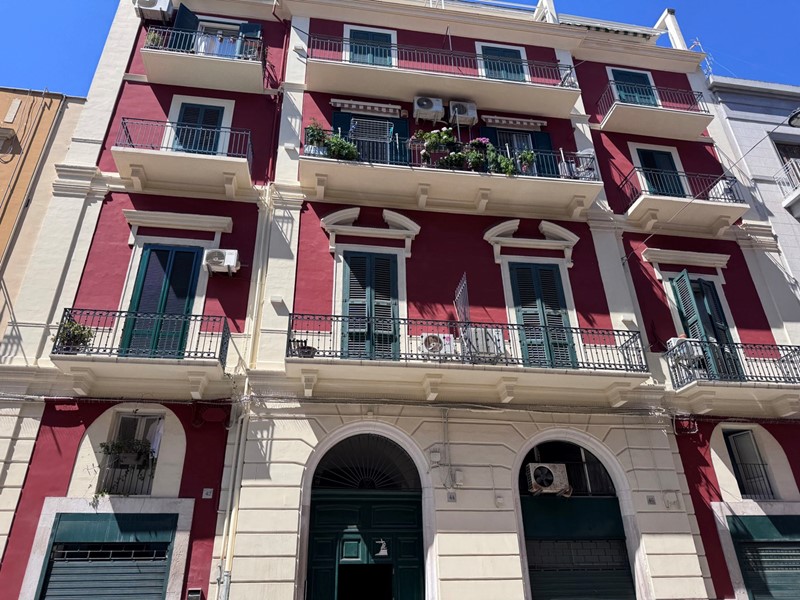 Trilocale in Vendita a Bari, 98'000&euro;, 76 m²