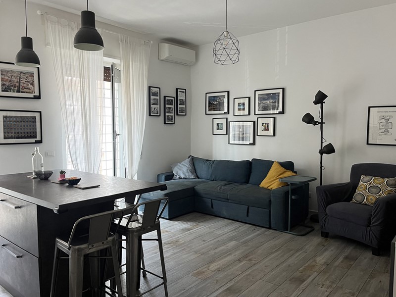 Trilocale in Affitto a Roma, 950&euro;, 82 m², arredato