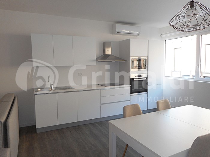 Trilocale in Affitto a Padova, 1'450&euro;, 83 m², arredato