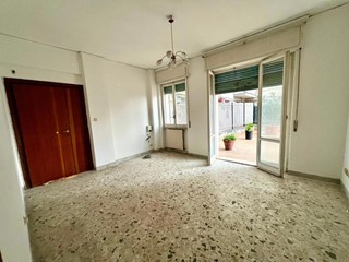 Quadrilocale in Vendita a Napoli, 355'000&euro;, 100 m²
