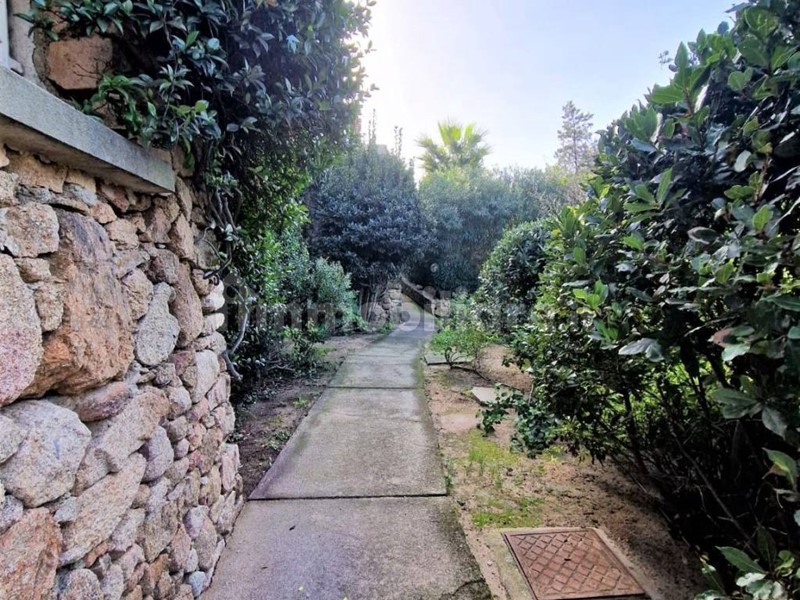 Quadrilocale in Vendita a Olbia, zona Porto Rotondo, 160'000&euro;, 80 m²