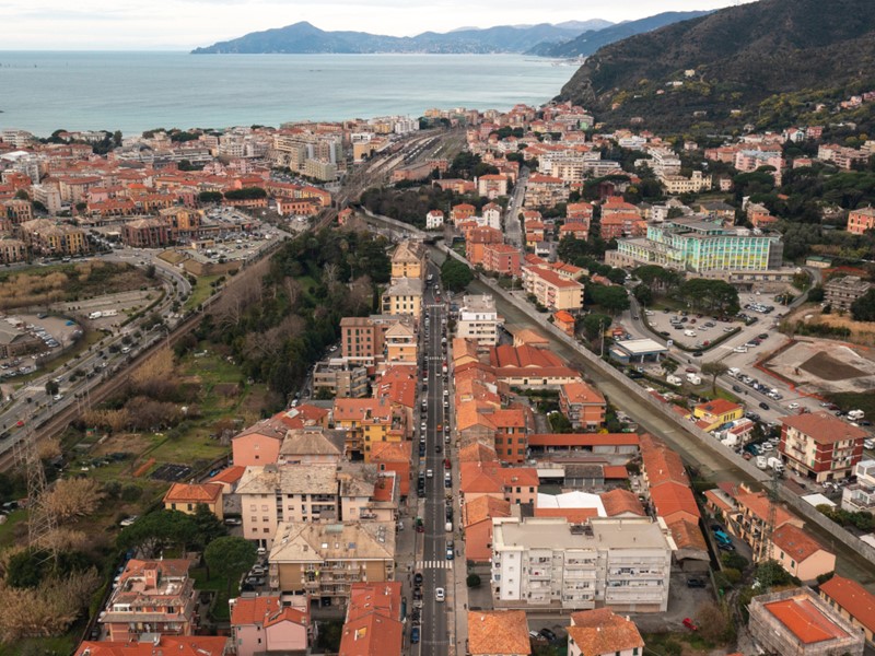 Trilocale in Vendita a Sestri Levante, zona comodo ai servizi, 200'000&euro;, 58 m²