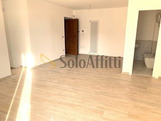 Trilocale in Affitto a Caserta, zona San Leucio, 976&euro;, 125 m²