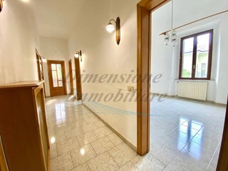 Appartamento in Vendita a Cecina, 240'000&euro;, 130 m²