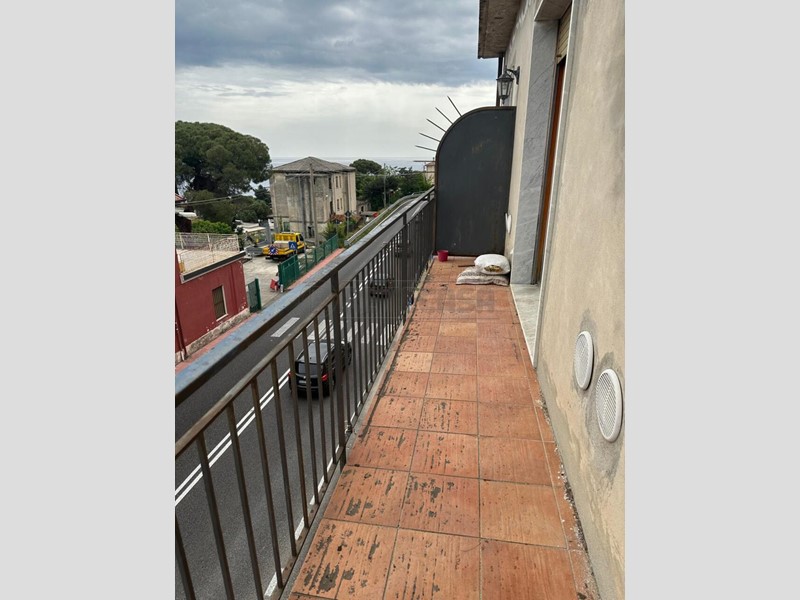 Trilocale in Vendita a Stalettì, zona STALETTI, 50'000&euro;, 75 m²