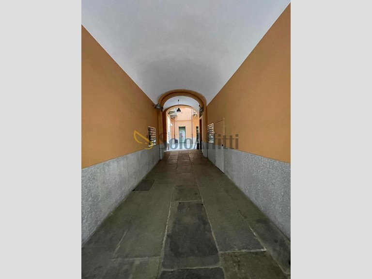Monolocale in Affitto a Torino, zona Centro, 630&euro;, 55 m², arredato