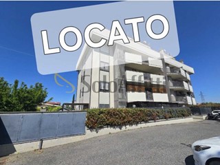 Trilocale in Affitto a Roma, zona Pineta Sacchetti-Torrevecchia-Ottavia, 900&euro;, 81 m², arredato