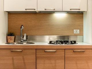 Bilocale in Vendita a Milano, zona repubblica, 1'700&euro;, 60 m², arredato