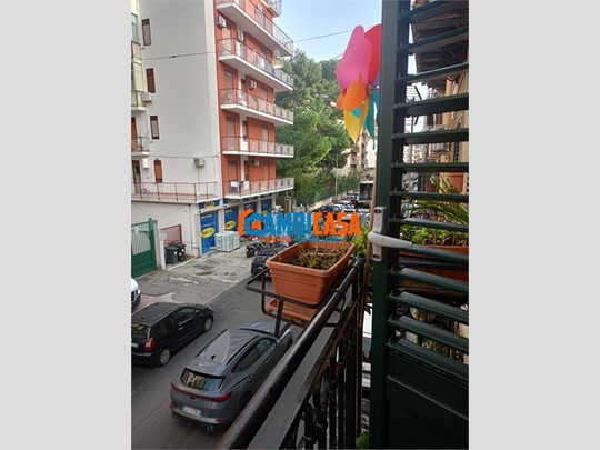Trilocale in Vendita a Palermo, 80'000&euro;, 98 m²