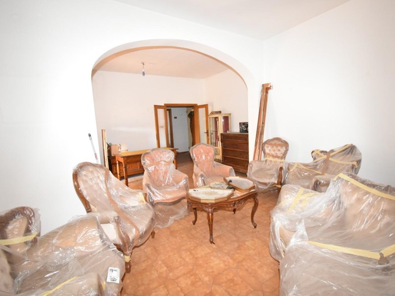 Appartamento in Vendita a San Giuliano Terme, zona Pontasserchio, 220'000&euro;, 165 m², con Box
