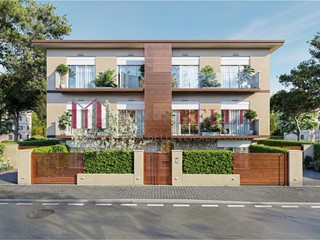 Quadrilocale in Vendita a Camaiore, zona Lido di Camaiore, 580'000&euro;, 101 m²