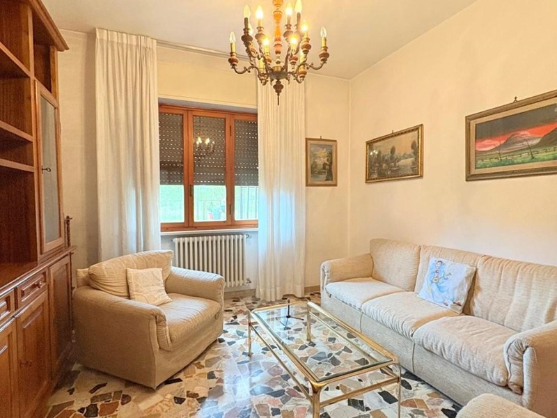 Quadrilocale in Vendita a Lucca, zona San Donato, 198'000&euro;, 100 m²