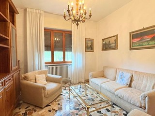 Quadrilocale in Vendita a Lucca, zona San Donato, 198'000&euro;, 100 m²