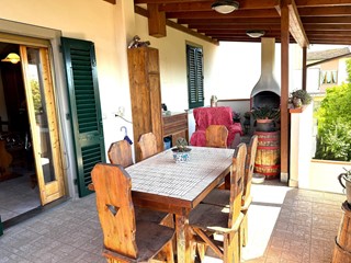 Appartamento in Vendita a Capraia e Limite, zona Limite, 230'000&euro;, 105 m²