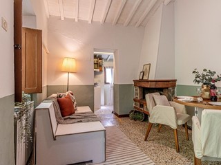 Quadrilocale in Vendita a Pomarance, zona Montecerboli, 53'000&euro;, 135 m²