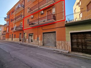 Quadrilocale in Vendita a San Nicandro Garganico, 29'000&euro;, 93 m²