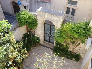 Appartamento in Vendita a Noto, 850'000&euro;, 511 m²