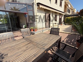 Appartamento in Vendita a Santa Flavia, 250'000&euro;, 102 m²