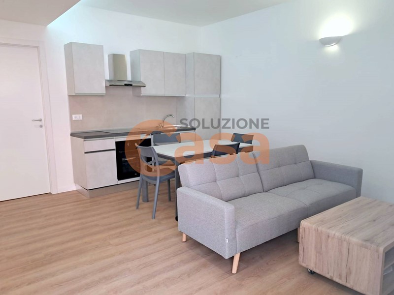 Bilocale in Vendita a Piacenza, 110'000&euro;, 62 m², con Box