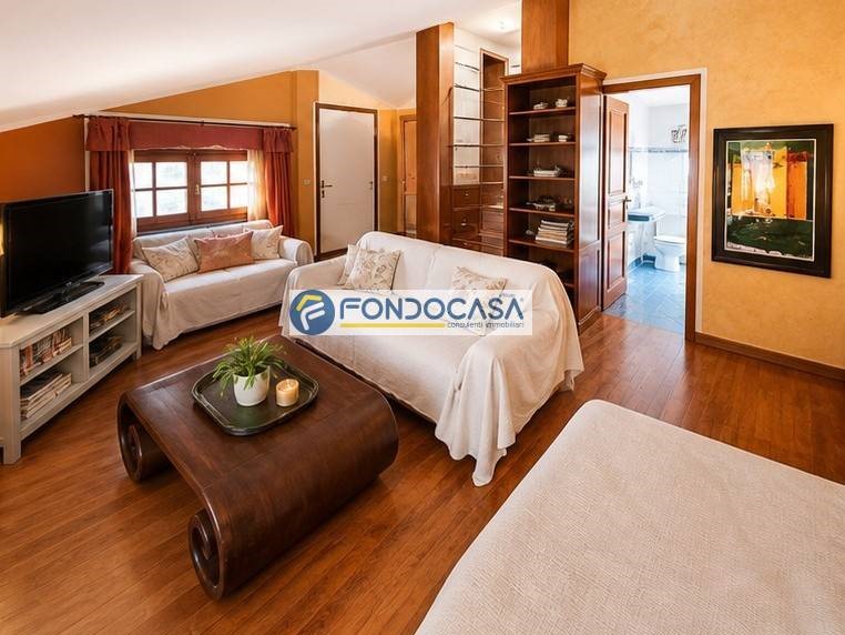Appartamento in Vendita a Forte dei Marmi, 1'300'000&euro;, 120 m²