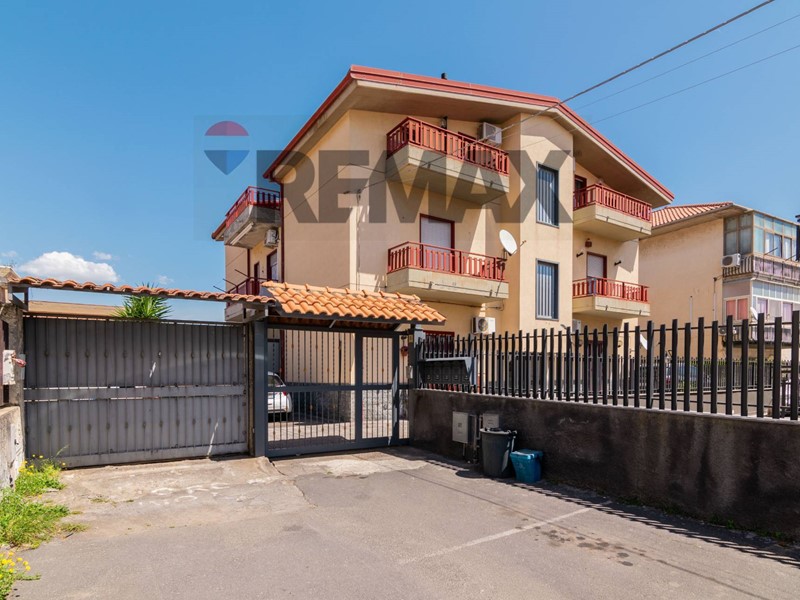 Trilocale in Vendita a Misterbianco, 105'000&euro;, 96 m²