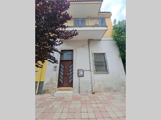 Trilocale in Vendita a Marigliano, 107'000&euro;, 85 m²