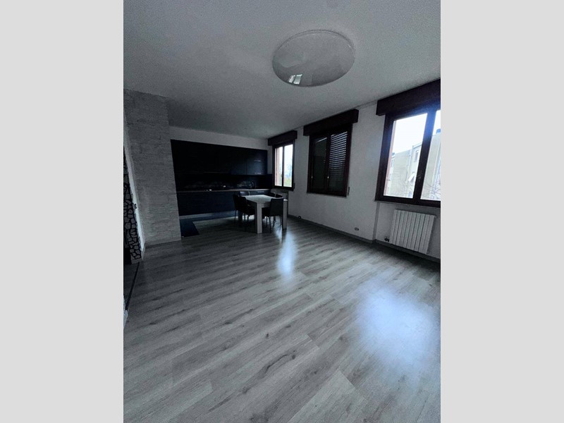 Trilocale in Vendita a Fidenza, 169'000&euro;, 100 m²