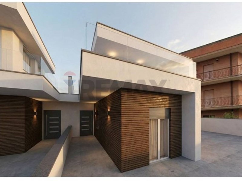 Trilocale in Vendita a Roma, 360'000&euro;, 120 m²