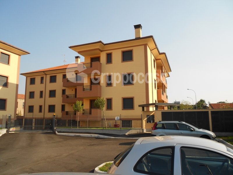 Bilocale in Affitto a Magenta, 700&euro;, 65 m²