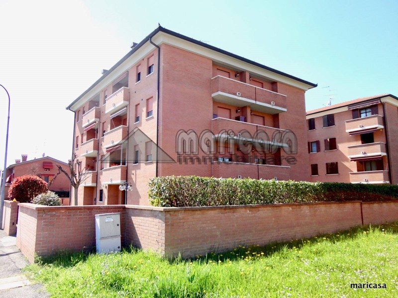 Trilocale in Affitto a Ferrara, 700&euro;, 80 m²