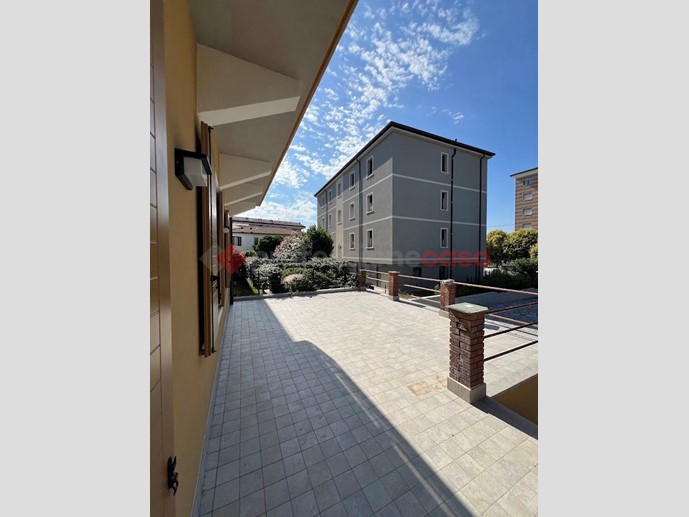 Quadrilocale in Affitto a Verona, 1'250&euro;, 125 m², arredato